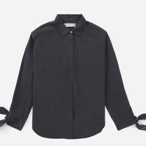 Everlane washable silk tie cuff shirt